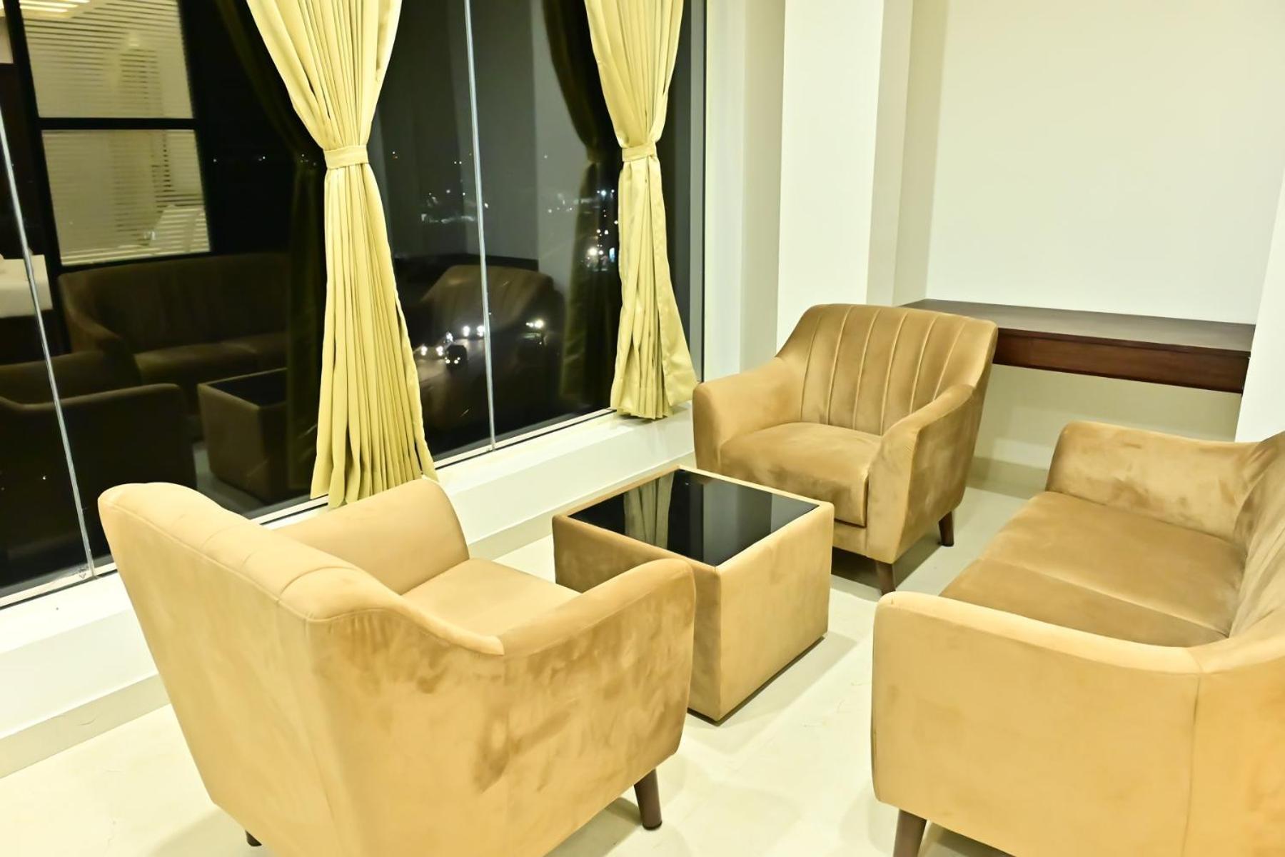 Downtown The Mallika Sapphire Chikmagalur Luaran gambar