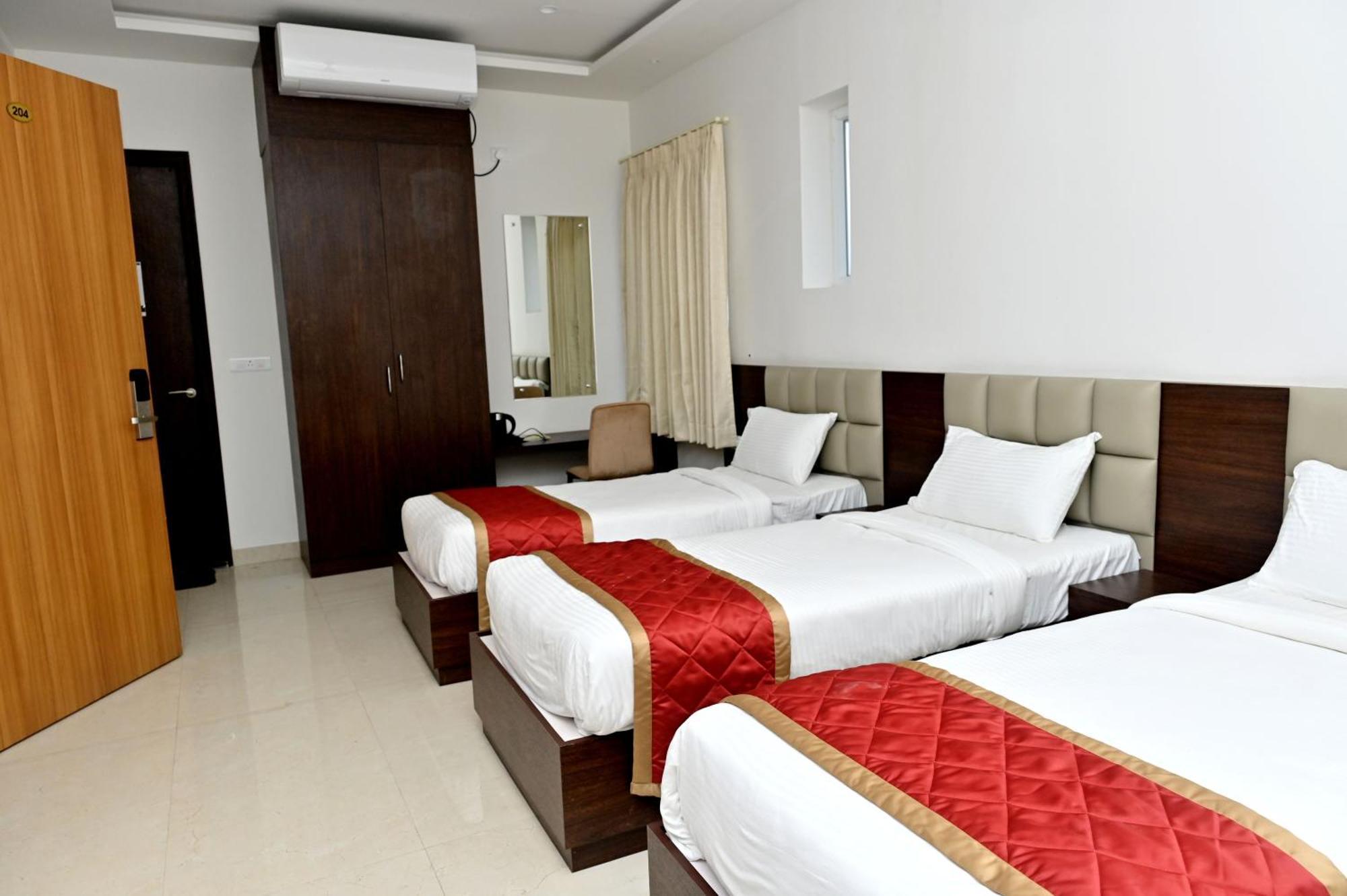 Downtown The Mallika Sapphire Chikmagalur Luaran gambar