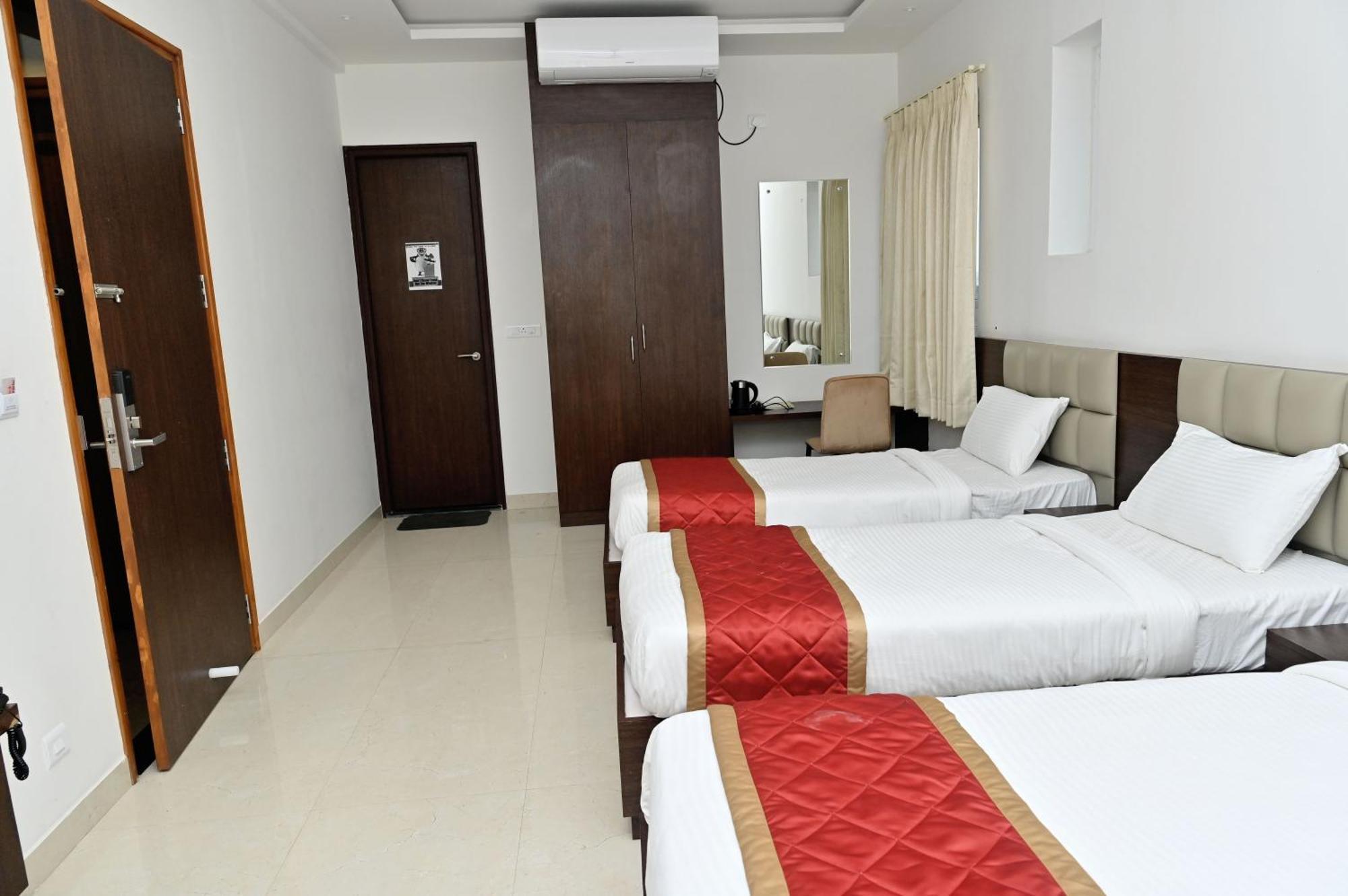 Downtown The Mallika Sapphire Chikmagalur Luaran gambar